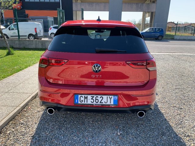 VOLKSWAGEN Golf usata, con Autoradio