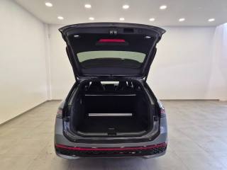 VOLKSWAGEN Passat usata, con Controllo elettronico della corsia