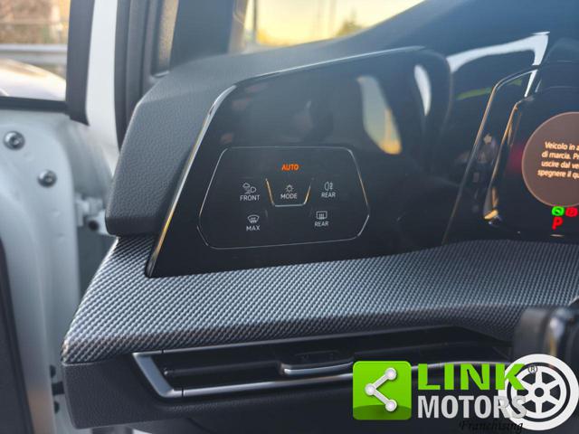 VOLKSWAGEN Golf usata, con Specchietti laterali elettrici
