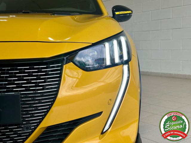 PEUGEOT 208 usata, con Autoradio
