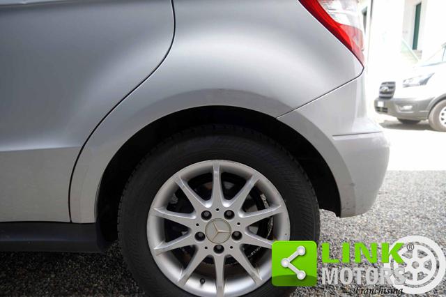 MERCEDES-BENZ A 160 usata, con Autoradio
