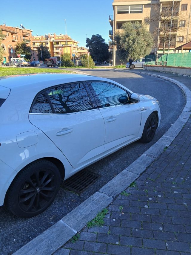 RENAULT Megane usata, con Airbag laterali