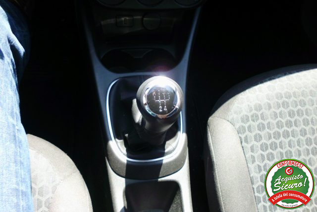 OPEL Corsa usata, con MP3