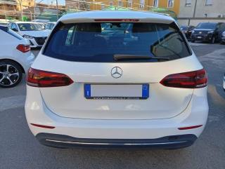 MERCEDES-BENZ B 180 usata, con Sensore di pioggia