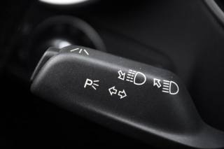 ALFA ROMEO Stelvio usata, con Autoradio digitale