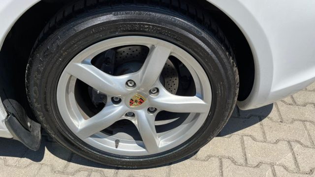 PORSCHE Cayman usata, con Park Distance Control