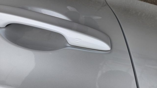 HONDA ZR-V usata, con Autoradio