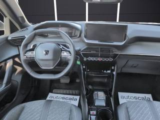 PEUGEOT 2008 usata, con Fari LED