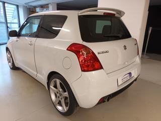 SUZUKI Swift usata, con Controllo automatico clima