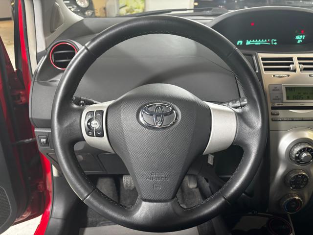 TOYOTA Yaris usata, con Climatizzatore