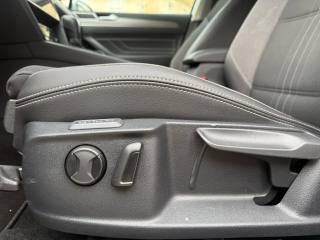 VOLKSWAGEN Passat Alltrack usata, con Frenata d