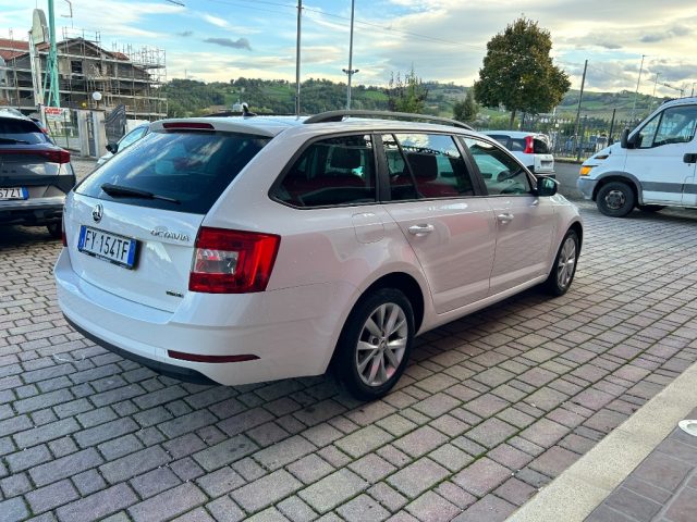 SKODA Octavia usata, con Airbag laterali