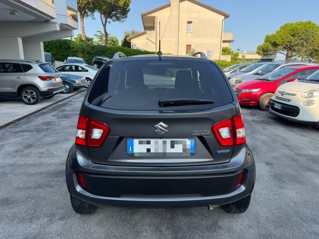 SUZUKI Ignis usata, con Autoradio