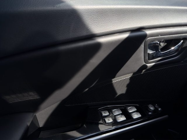 SSANGYONG Tivoli usata, con ESP