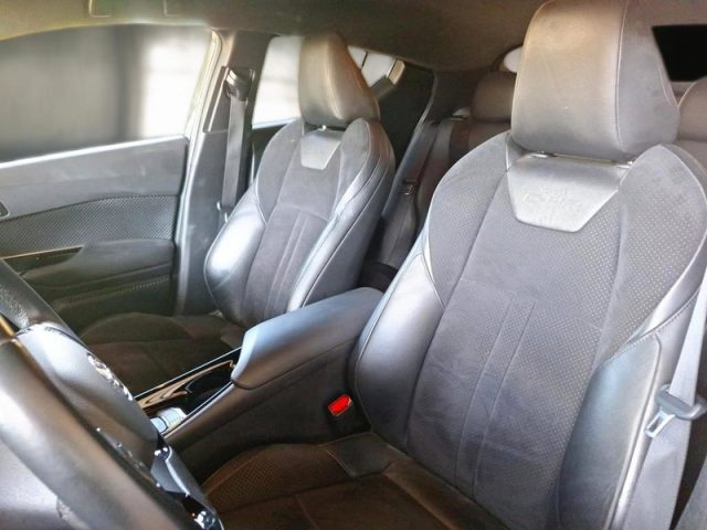TOYOTA C-HR usata, con Climatizzatore
