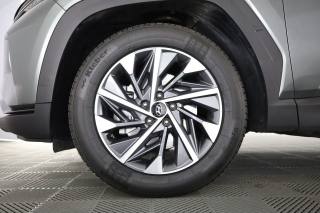 HYUNDAI Tucson usata 8