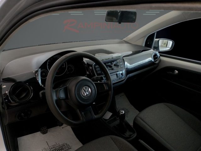 VOLKSWAGEN up! usata 13