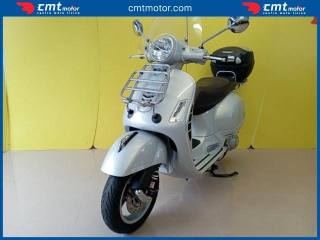 VESPA GTS 300 usata 1