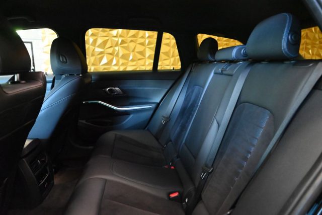 BMW 330 usata 99