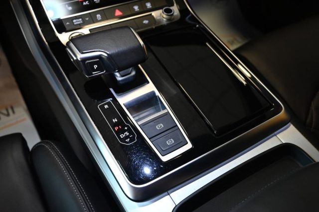 AUDI Q8 usata 45