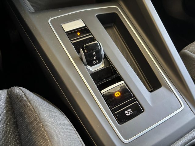VOLKSWAGEN Golf usata, con ESP