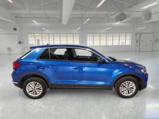 VOLKSWAGEN T-Roc usata, con Autoradio