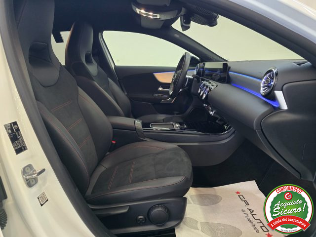 MERCEDES-BENZ A 200 usata, con Leve al volante