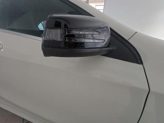 MERCEDES-BENZ A 250 usata, con Airbag testa