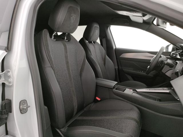 PEUGEOT 308 usata, con USB