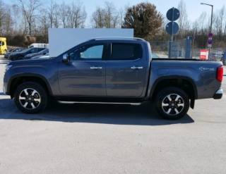 VOLKSWAGEN Amarok usata, con Airbag laterali