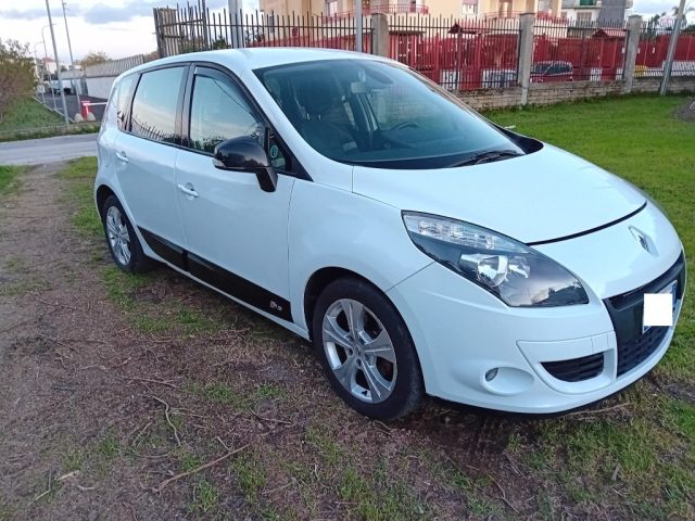 RENAULT Scenic usata, con Airbag