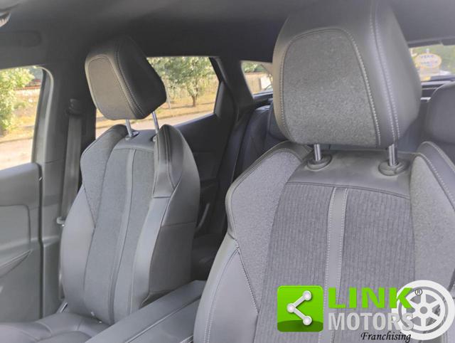 PEUGEOT 3008 usata, con Fendinebbia