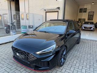 HYUNDAI i30 usata, con Airbag