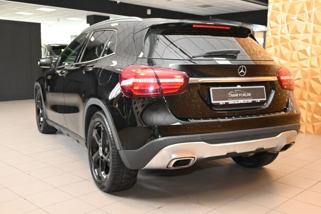 MERCEDES-BENZ GLA 180 usata 73