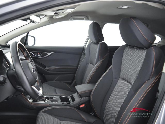 SUBARU XV usata 8