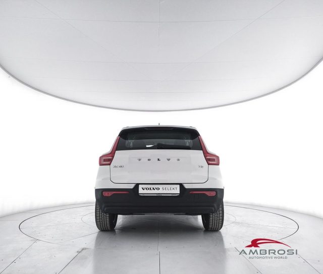 VOLVO XC40 usata 5