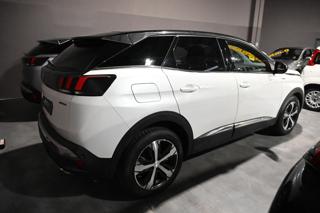 PEUGEOT 3008 usata, con Airbag Passeggero