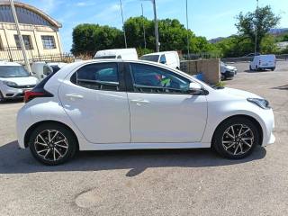 TOYOTA Yaris usata 4