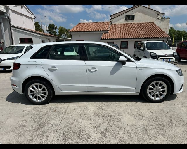 AUDI A3 usata, con Airbag Passeggero