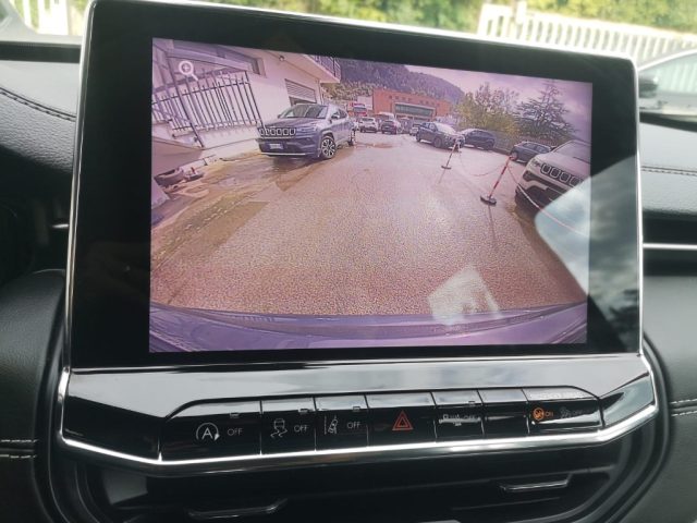 JEEP Compass usata, con Autoradio digitale