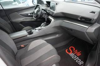 PEUGEOT 3008 usata, con Boardcomputer