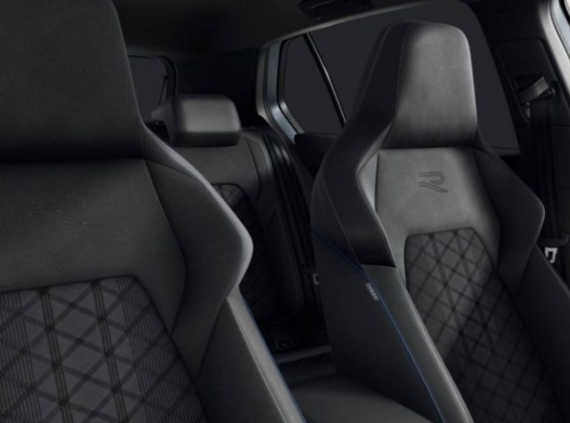 VOLKSWAGEN Golf usata, con Alzacristalli elettrici