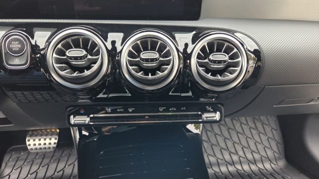 MERCEDES-BENZ A 180 usata, con Sedili sportivi