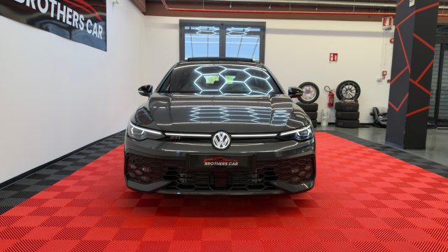 VOLKSWAGEN Golf GTI usata, con Airbag