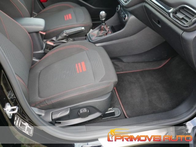 FORD Fiesta usata, con Autoradio