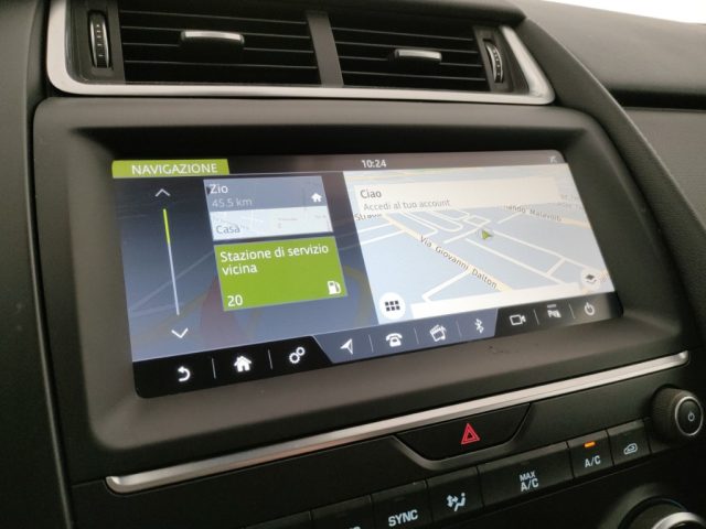 JAGUAR E-Pace usata, con Specchietti laterali elettrici