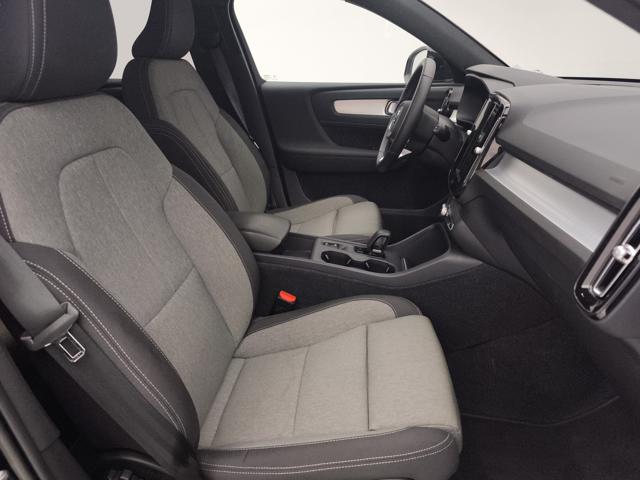 VOLVO XC40 usata, con Specchietti laterali elettrici