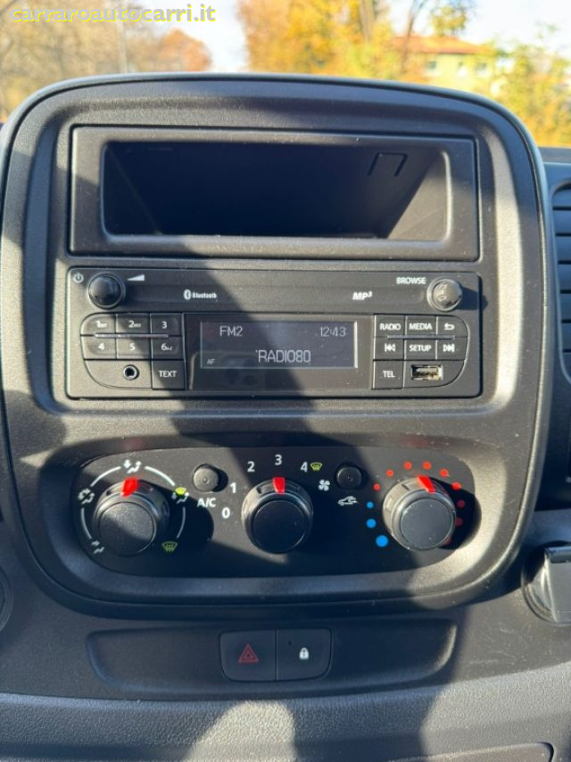 OPEL Vivaro usata, con Servosterzo