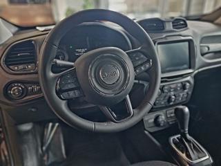JEEP Renegade usata, con USB
