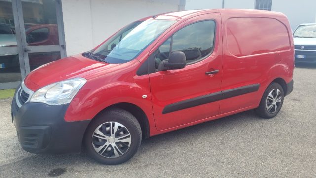 PEUGEOT Partner usata, con Autoradio